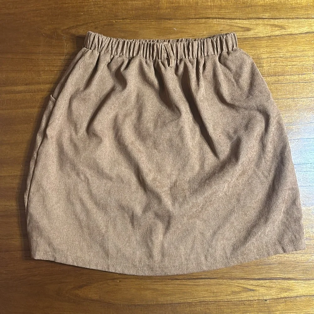 SHEIN Tan Mini Skirt Casual A-Line - Picture 2 of 4